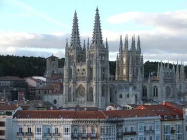 11:30 12:00 Bus back to Polytechnic School 12:00 13:30 Polytechnic School laboratories 14:00 Lunch (students own) 16:30 17:30 Guided visit to the Catedral The Cathedral of Burgos is one of the most
