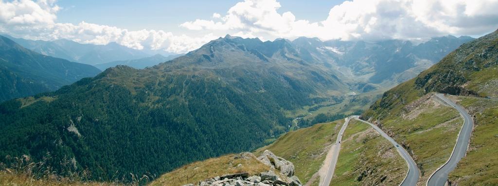 Roads with a view: the best Alpine drives in Tirol Timmelsjoch High Alpine Road in the Ötztal Valley, Timmelsjoch Hochalpenstraßen AG With their countless hairpins, narrow tunnels carved into the