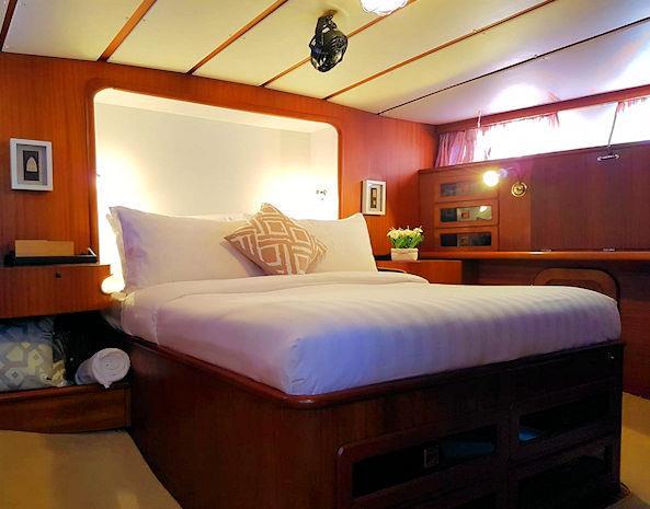 the starboard with a shared private ensuite with same.