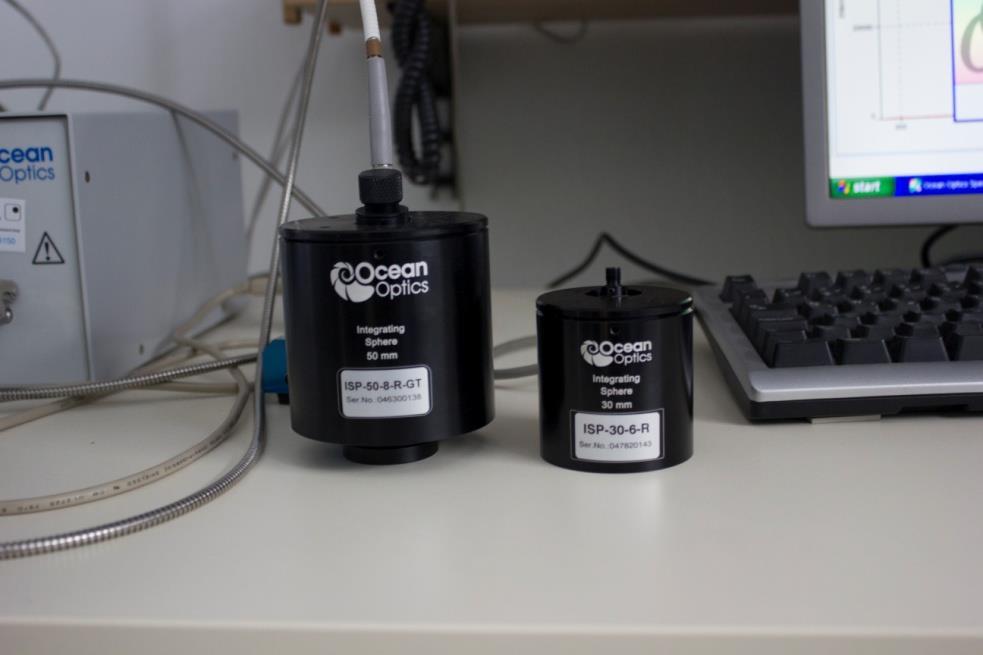 Spektrofotometar: GretagMacbeth Spectrolino Sferni spektrofotometar: OceanOptics USB200+ ; Uređaj sa