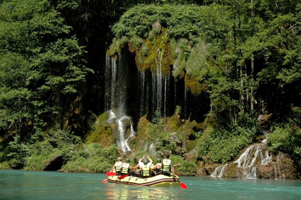 Apart from rafting on a rubber boat rafting on a wood raft is also possible.