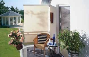 This makes a markilux side screen a must if you want to fully enjoy the summer on your balcony or patio.