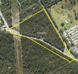 Item 14 2 Campview Road, Morisset Address (the site) 2 Campview Road, Morisset (Lot 7055 DP 1124688) 14-2 Campview Road, Morisset Site area: Consultation: Department of Industry - Lands 5.