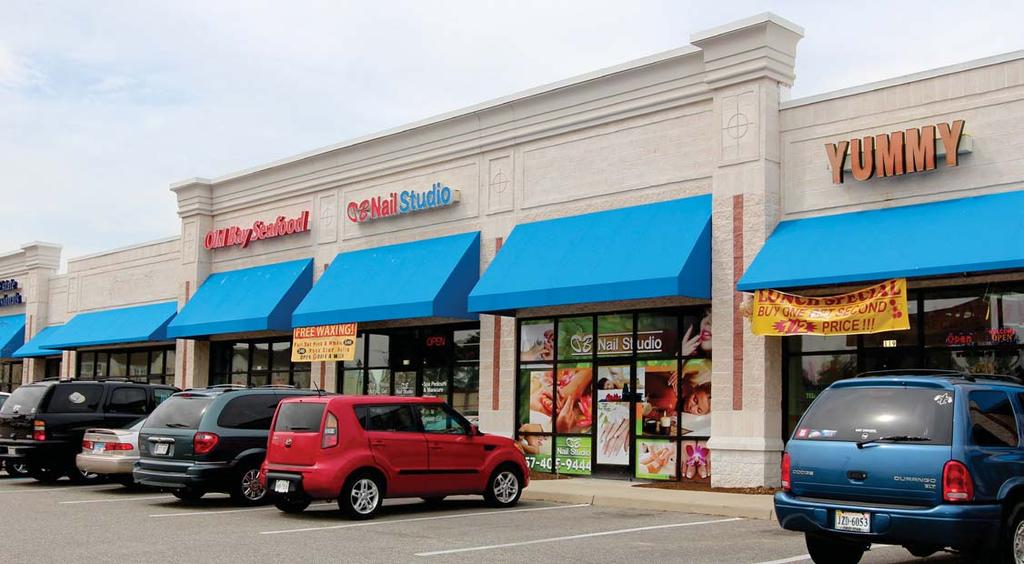 RETAIL FOR LEASE END UNIT AVAILABLE PROPERTY FEATURES Space available from 1,600 SF Located at the intersection of I-664 & Portsmouth Blvd Anchored by Lowes Home Improvement & Onelife Fitness