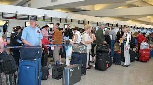 airline, t fr passengers Baggage Baggage Optins: Bags are checked during the check in prcess.