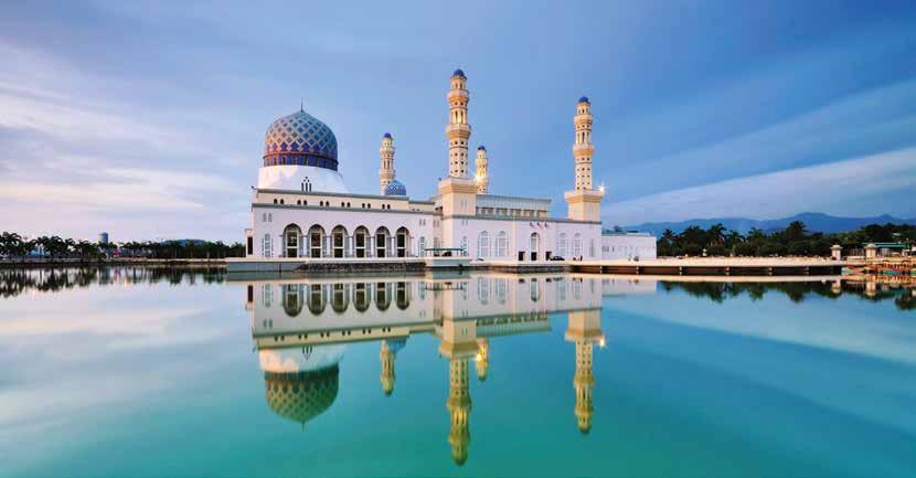 Travel Tips State Mosque, Kota Kinabalu, Sabah How to Get There BY AIR Qantas operates direct flights daily from Sydney, Melbourne, Brisbane and Perth to Singapore.