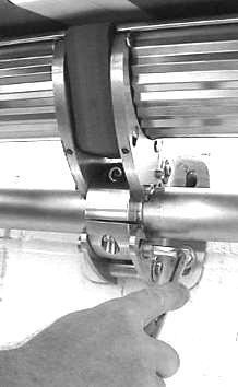 Due to constructional tolerances, a readjustment of the projection tube position to the coverboard might