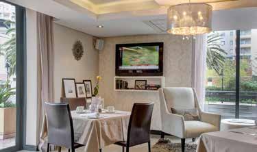 It s a world of five star service and it s all for you. The Manhattan Hotel is an upmarket, 3-star hotel conveniently situated just outside the Pretoria CBD.