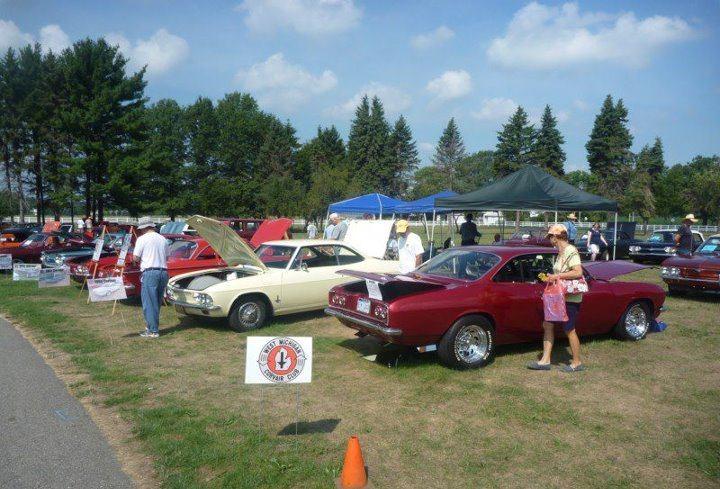 S ep te m b er 2 0 1 2 V ol u m e 3 9, I s s u e 9 LIFTER NOISE Newsletter of the West Michigan Corvair Club What s Going On Fall is approaching and the opportunities to get our Corvairs out are