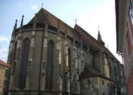 BRASOV 3 Located in the center of the country, Brasov is one of the oldest