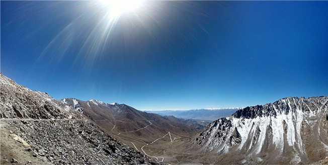 At an altitude of 18360 feet, it is one of the highest motorable passes.
