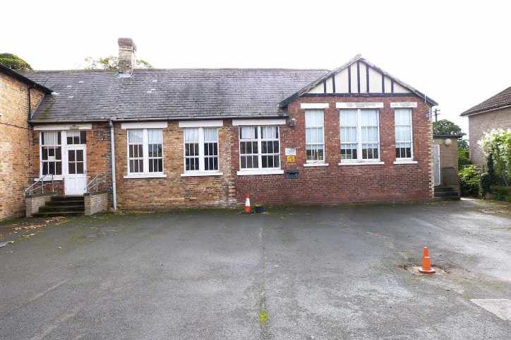 THE LOCATION The village of Barmby Moor is well regarded and has the benefit of school, public house and church and is