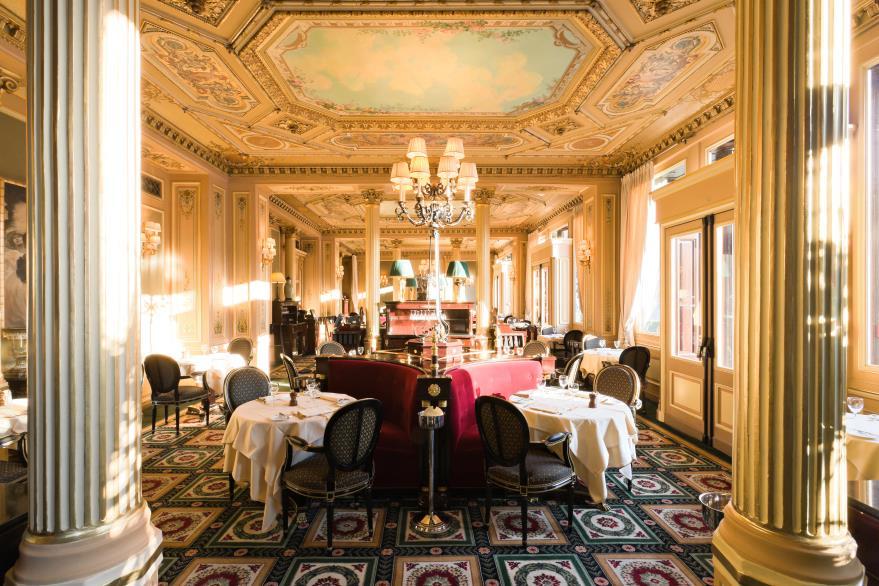 Sumptuously renovated in the Second Empire style, the restaurant welcomes Chef Laurent André in October 2016 to run its kitchens.