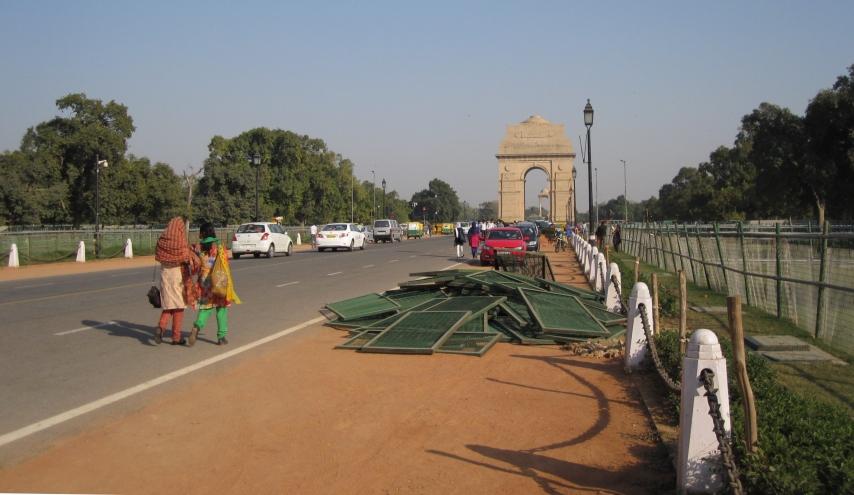 . A path towards India Gate, the country s monument to