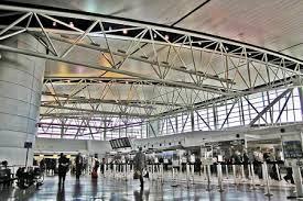 Services to airport activity improvement (1/2) Automatic processing of passengers Digital Passenger 360 Which steps of flight process can be automated?