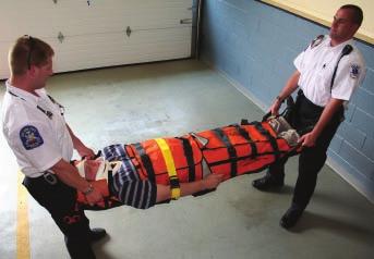 STRETCHERS AND IMMOBILIZATION One (1) vertical lift point and four (4) horizontal lift points for helicopter hoist capability allow the Reeves Sleeve to hoist patients from any angle.