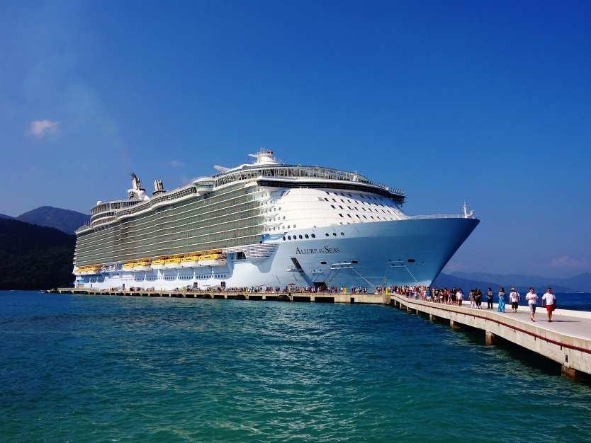 Insider s Guide: The Four Essential Ways to Save Money When Booking Your Cruise! Welcome Aboard!