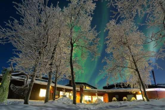 After the experience drive straight back to Máttaráhkká Northern Lights Lodge your base for the next 3