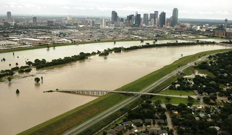 Case Study: Dallas Floodway Design Certified by the Corps in July 2006 O&M Certified By City of