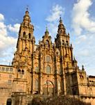 DAY 7-24 KM - WALK FROM PADRÓN TO SANTIAGO! This is it! Only 24 km separates you from your goal: the resting place of the Apostle Saint James in the Cathedral of Santiago de Compostela.
