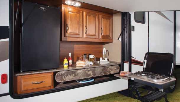 COUGAR X-LITE TRAVEL TRAILERS AND FIFTH WHEELS Cougar X-Lite takes good ideas to the next level.