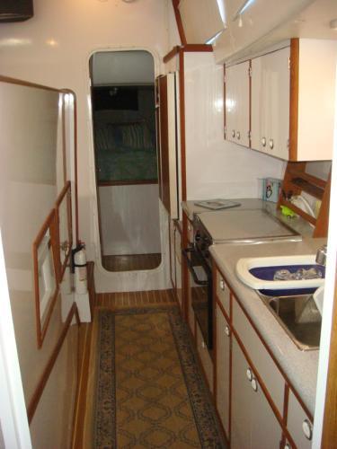 36' Endeavour galley