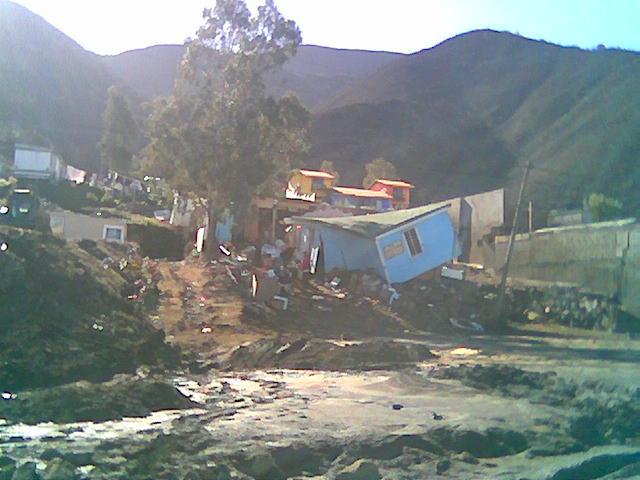 Landslides 129 Figure 5: Flooding at the Esteban Cantú communal land in Punta Banda.