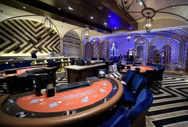 complement the stylish and inviting surroundings of the casino.