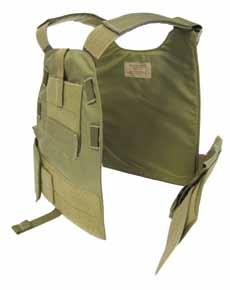 Lightweight version of the LBT-6094A Plate Carrier Slick plate carrier with elastic sides Hook and loop closure 6 x 6 side plate pockets Cordura flap retention (500 Denier)