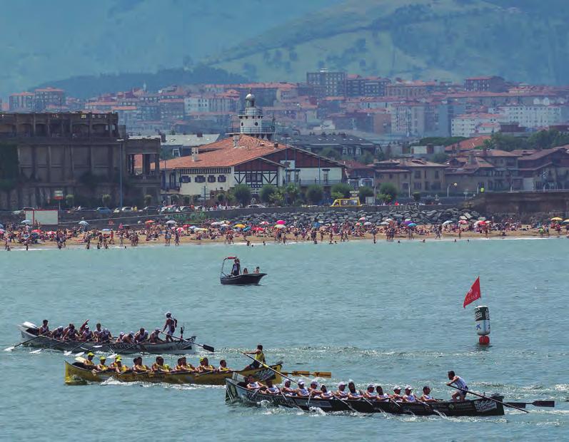 A stroll past the great mansions Getxo offers an ideal setting for sports and adventure lovers.