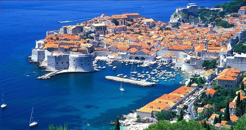 DAY 11, 12 TH JUNE DUBROVNIK MONTENEGRO DUBROVNIK PANORAMA BOAT CRUISE FREE TIME FOR SOME INDVIDUAL ACTIVITIES OR SHOPPING DINNER IN LOCAL OR HOTEL RESTAURANT OVERNIGHT IN DUBROVNIK TRANSFER TO