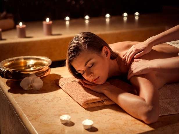 Inspired by the ancient ethics of Ayurveda and the modern day beauty needs, the Shaantam Spa in Rishikesh offers you matchless pampering and