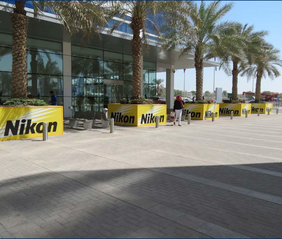 PLANTER WRAPS Two circuits of exclusive branding at the convention gate