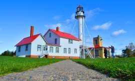 Great Lakes Shipwreck Museum & Whitefish Point Light Station Drive Time from ABVI: 50 minutes Average visit time: 1-2 hours The Great Lakes Shipwreck Museum has become one of Michigan s most popular