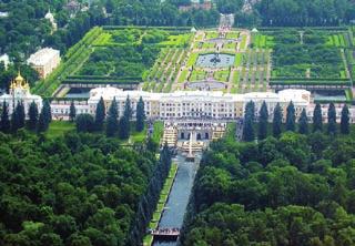 The Peterhof Palace Peterhof is a jewel of the Russian art, a town of parks, palaces, and fountains.