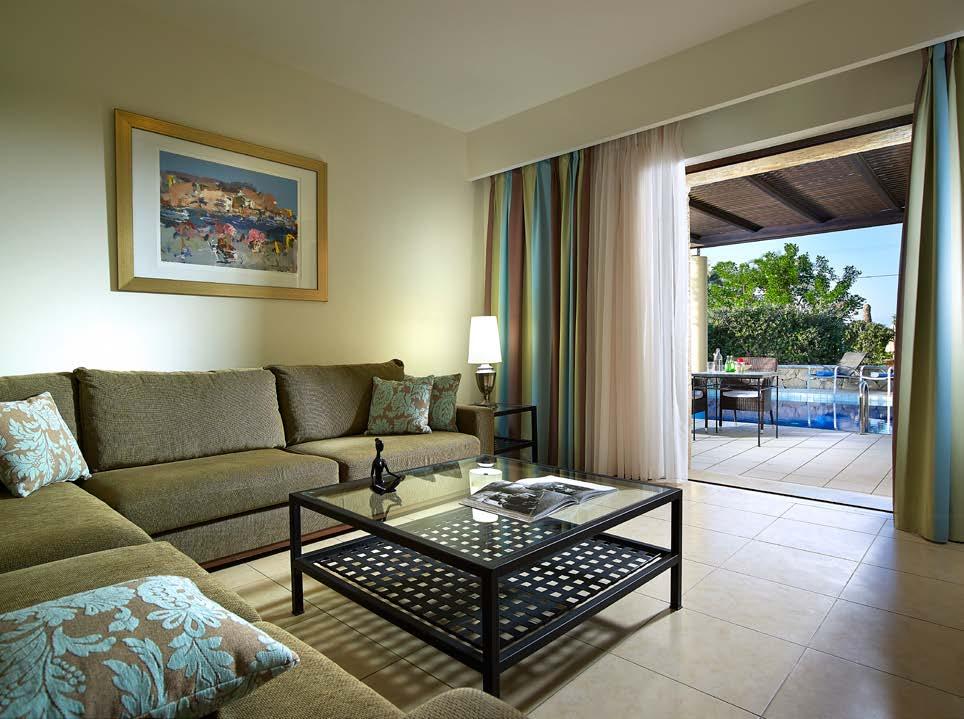 Bungalow suite with private pool Max Occupancy: 3 adults or 2 adults + 2 children 45m2 suite located in the