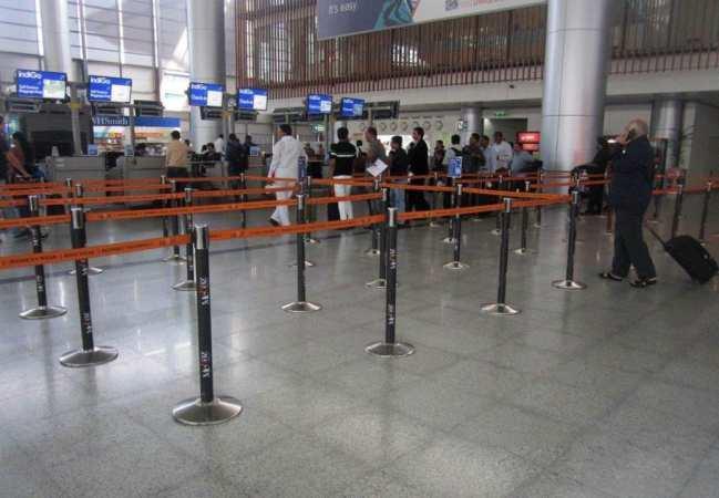 Hyderabad Airport : Queue Managers Queue Managers are used to manage the long queues at the check in counters, the Security Hold