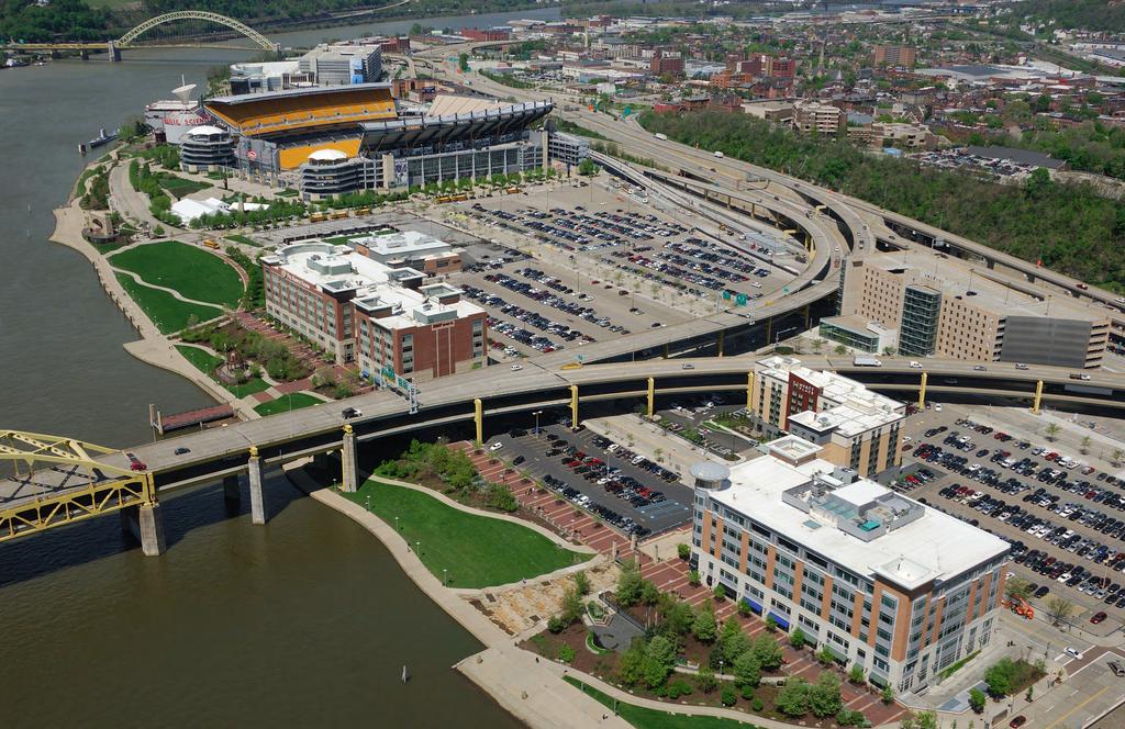 NORTH SHORE PHASE III About the North Shore Since its time as home to Three Rivers Stadium, the North Shore has become one of Pittsburgh s most popular entertainment and retail destinations.