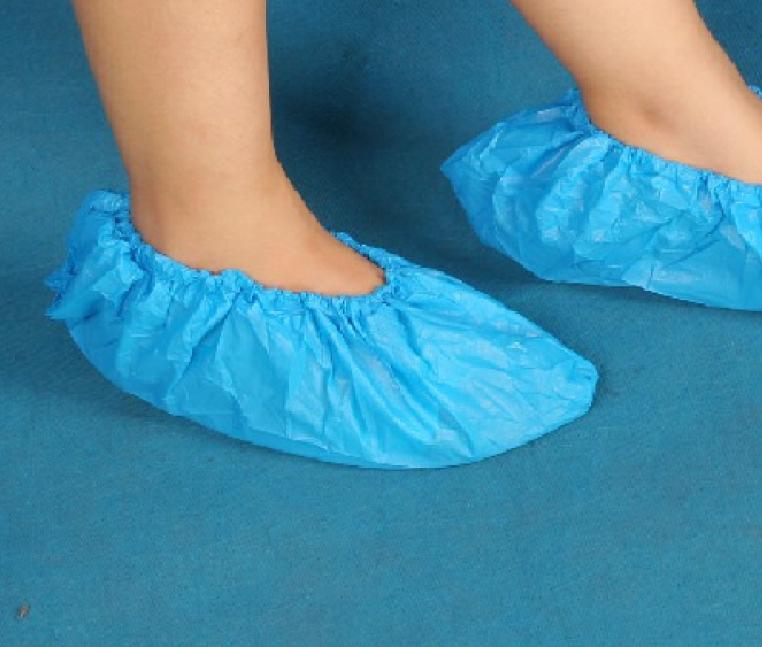 Plastic Shoe Cover's WK-SPE004 CPE Plastic Shoe Covers 3gsm, 15 X