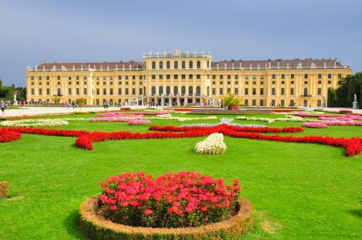 After lunch in this refined setting, you will take a driving tour past many grand, famous buildings, including the City Hall, the Austrian Parliament,