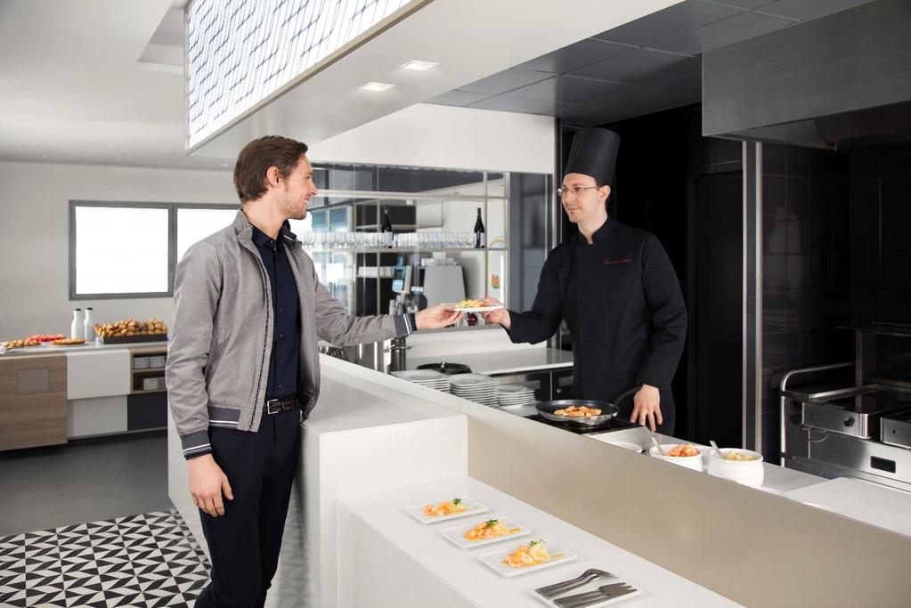 The largest wellness area of all the Air France lounges, with more than 550 sq. m. In a refined setting, everything has been designed to plunge the customer into a cocoon where time seems stands still.