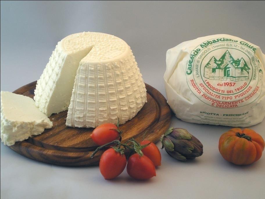 2. Teorijski dio Izvorno se proizvodi od sirutke izdvojene prilikom proizvodnje Mozzarelle i Provolon sira.