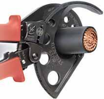 (800 g) Cable Cutters ACSR Ratcheting Cable Cutter Cutting inserts are easily replaced by simply removing 3 screws per blade.