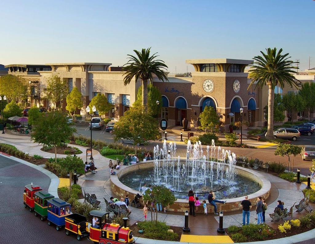 ARIEL FOX The Fountains is a 330,000 SF lifestyle center conveniently located near Hwy 80 & Hwy 65 at Galleria Boulevard and Roseville Parkway, the trade area s busiest retail intersection.