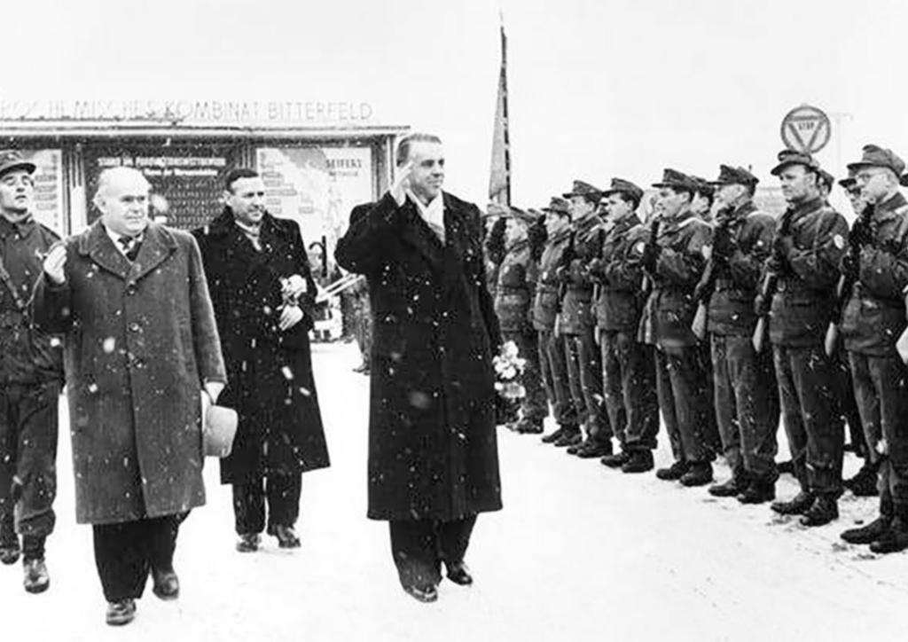 12 E Martë 10 Prill 2018 GAZETA SOT speciale iti 1972 ishte një periudhë shumë e keqe për qeverinë e Enver Hoxhës.