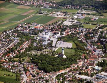 at Gewerbeschulgasse 2, 2130 Mistelbach 0043 676/3233724 Zaradi velikega števila priseljencev z Dunaja je Mistelbach hitro rastoče mesto v