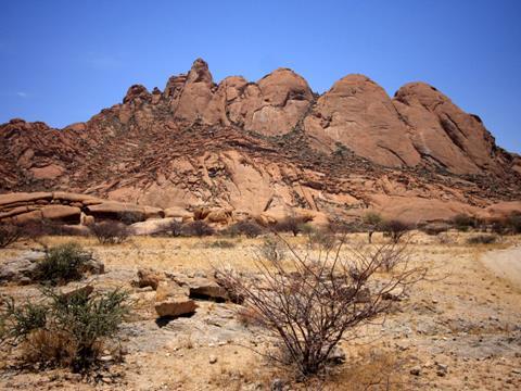 11 We leave Spitskoppe and head for the magnificent granite domes of the Erongo Mountains, which