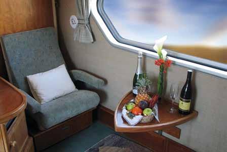 By the way: there is no dress code on your private train and in the restaurants of your lodges. Every one of the four waggons offers six sleeping compartments.