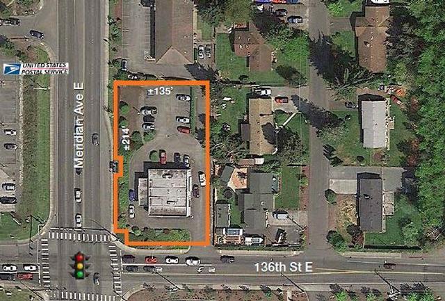 Co-tenants include JoAnn Fabric, and Old Country Buffet just to name a few. John Booth 42-40-3 Anna Plaza 34 Auburn Way S Auburn, WA 98092 Building SQFT: 0,20 Max SF: 3,000,00 Year Built: 20 2 $3.