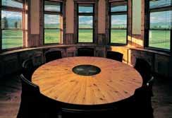 The Tower Boardroom, located in the Cook Shack s iconic turret, is a quaint meeting space for up to FOYER 5 WOMEN MEN 4 DECK HALL THE COOK SHACK LAWN 3 DECK 0 people and features a panoramic mountain